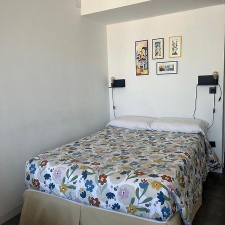 Céntrico apartamento en el Riscal Alicante Esterno foto