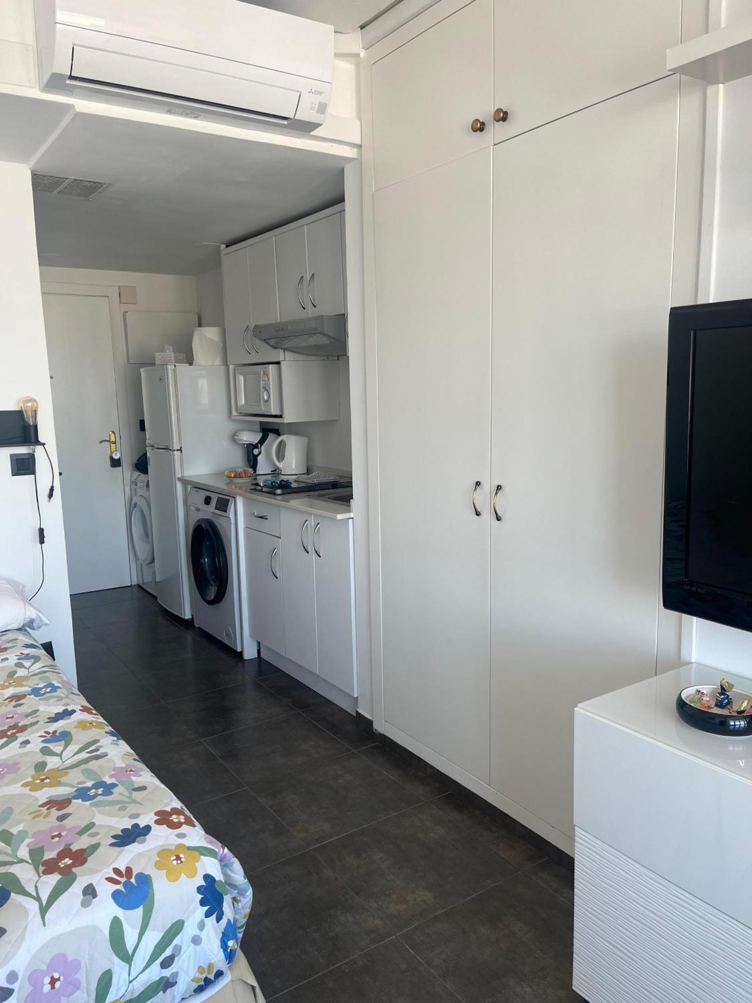 Céntrico apartamento en el Riscal Alicante Esterno foto